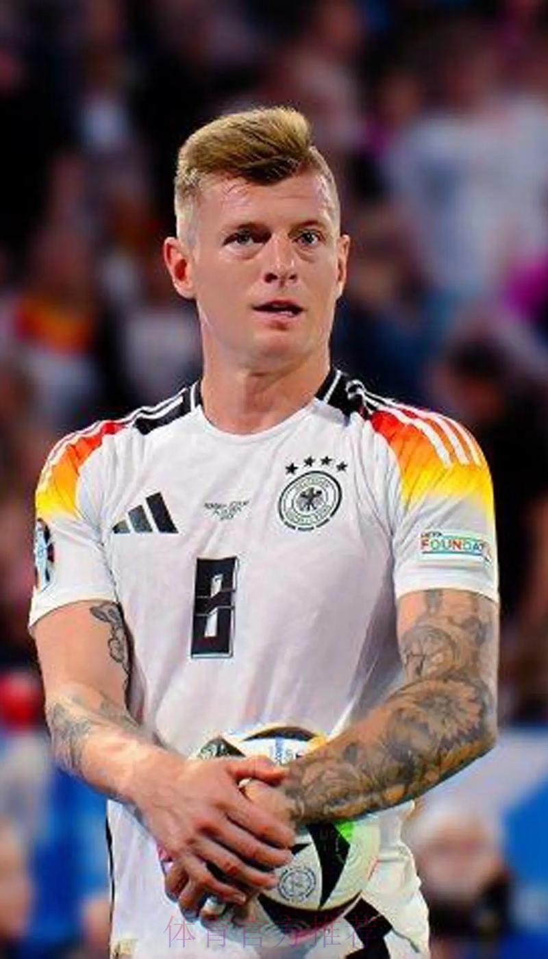 阿斯：克罗斯已连续出战28场 导致其状态下滑