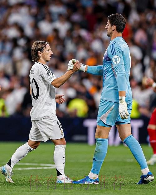 皇马冬窗不会放约维奇离队 球员今夏不会坚持留下 皇马冬窗不会放约维奇离队 球员今夏不会坚持留下